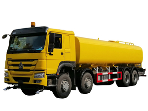 SINOTRUK HOWO 8x4 30m³ WATER TANK TRUCK